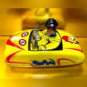 Vintage 1984 Tin Plate Wind Up Car Torpeauto Lemezarugyar Hungary Rooster Toy 4”